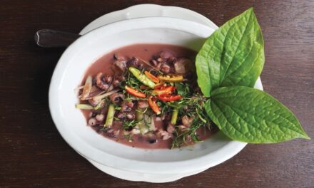 Wai Kua (Reef squid curry)