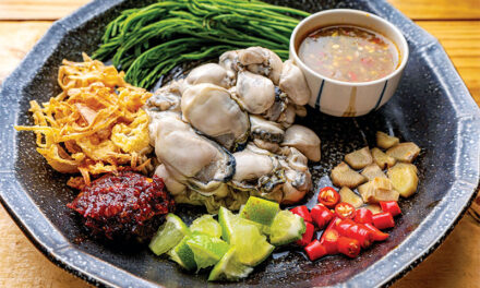 Hoy Nang Rom Song Kreuang