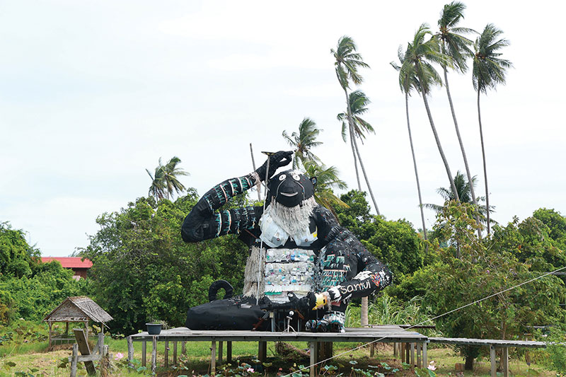 Chatchawat’s art made from discarded marine waste.