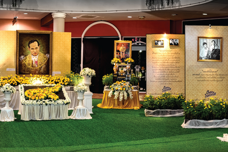 KING BHUMIBOL'S BIRTHDAY 