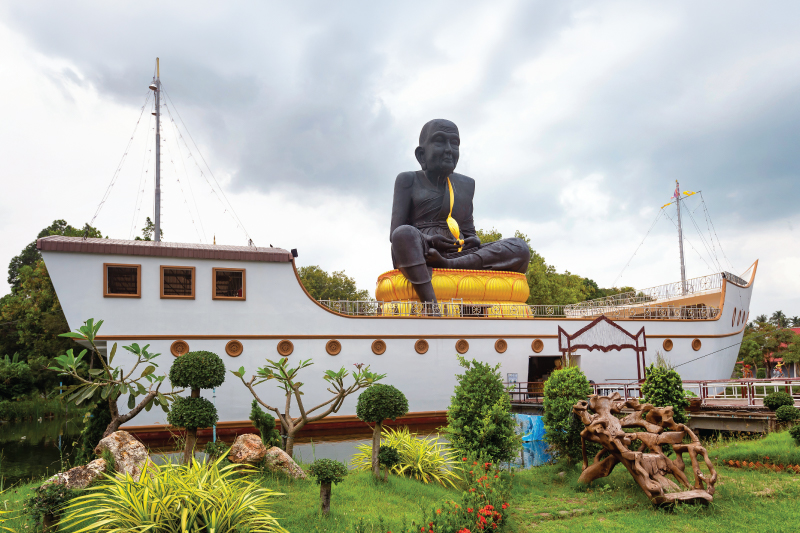 WAT BOPHUTARAM, BOPHUT 