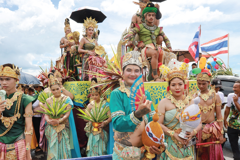 The palm-fringed shores and crystal-clear waters of Samui — a postcard brought to life
